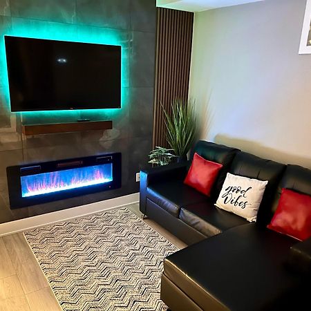 Niagara Getaway Across Fallsview 外观 照片