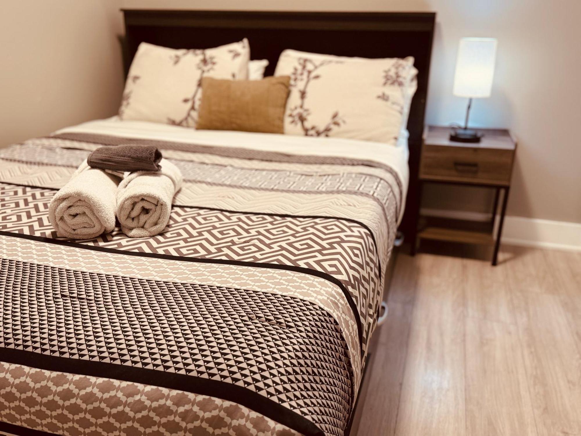 Niagara Getaway Across Fallsview 外观 照片